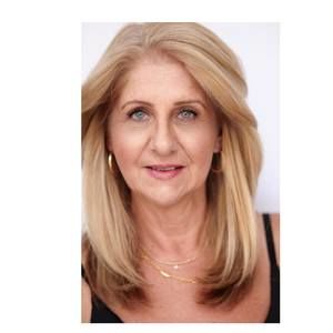 Meet your Posher, Leslie